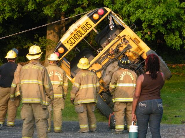 Joint Training with Honeybrook on School Bus Extrication - Modena Fire ...